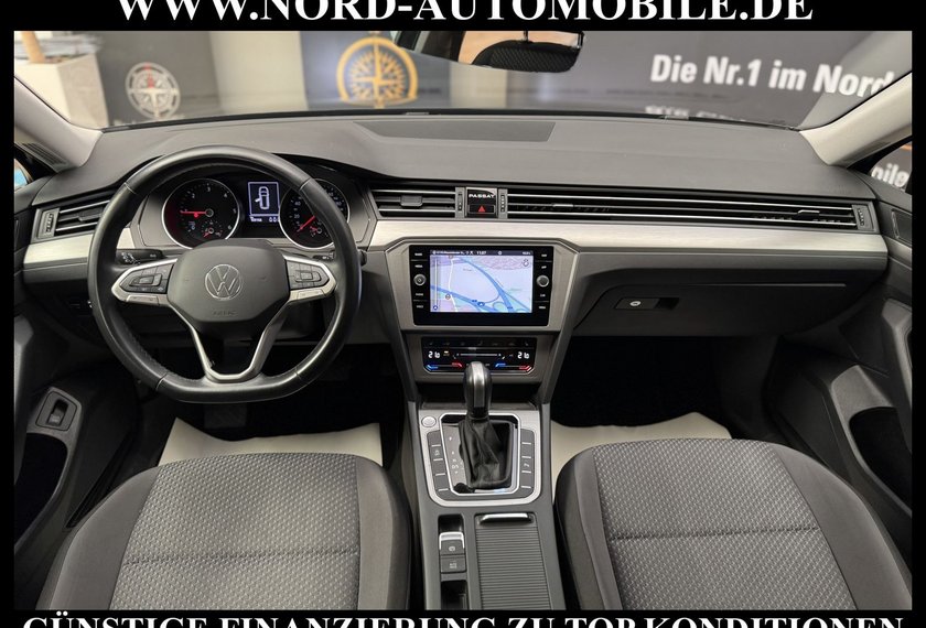 Volkswagen Passat Variant Passat Variant Basic 2.0 TDI DSG Kamera/Navi/LED