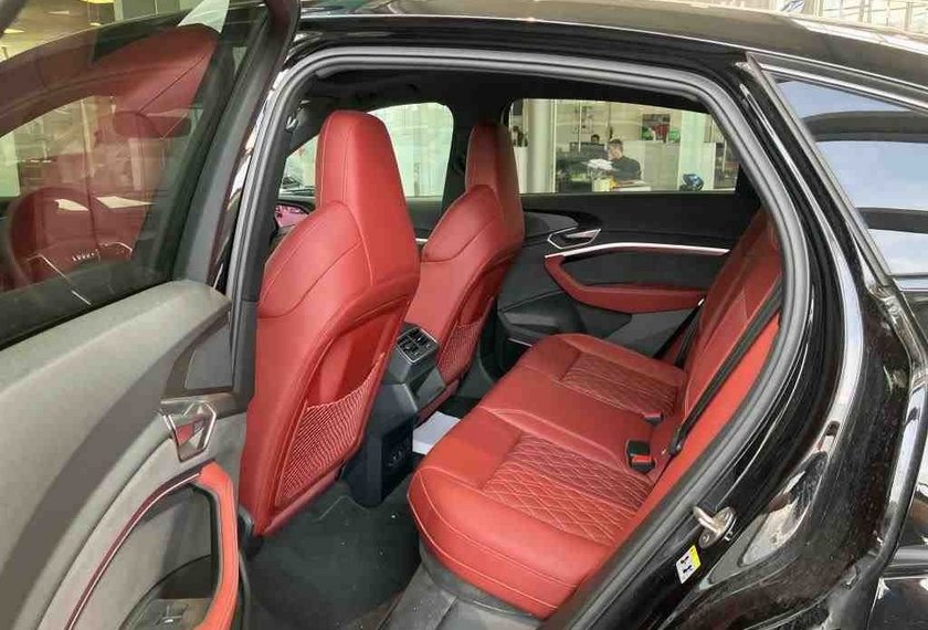 Audi e-tron e-tron S Sportback QU.Matrix/Pano/AHK/21/B&amp;O/