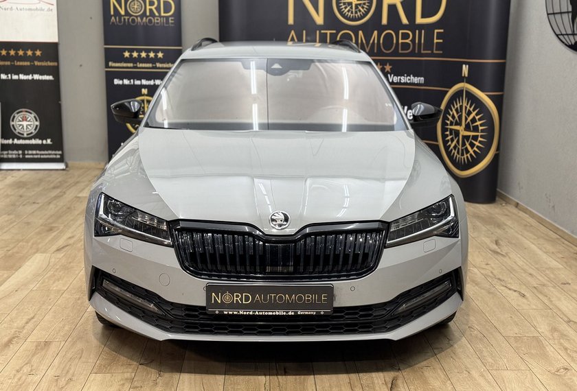 Skoda Superb Superb Combi 2.0 TDI DSG Sportline AHK/Area View