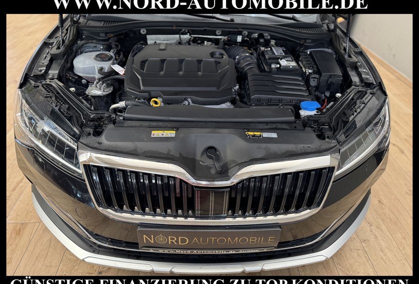 Skoda Superb Superb Combi SCOUT TDI DSG 4x4 *AHK*PANO*UPE61*