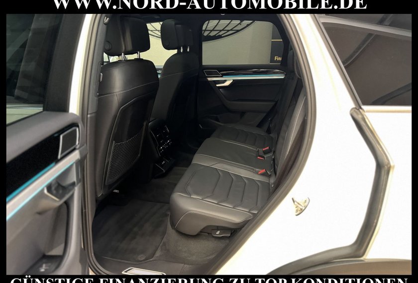 Volkswagen Touareg Touareg Elegance 4MOT 3.0 TSI eHybrid Pano/AreaV