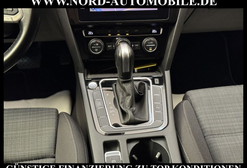 Volkswagen Passat Variant Passat Variant 1.5 TSI DSG AHK/Navi/LED/PDC Busi