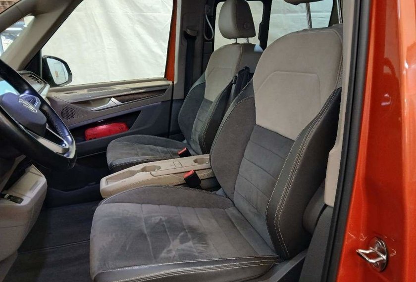 Volkswagen T7 Multivan T7 Multivan STYLE TDI DSG *7-SITZE*AHK*UPE:81*