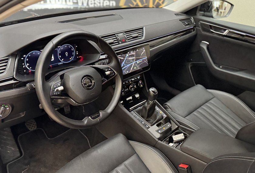 Skoda Superb Superb Combi Laurin &amp; Klement 2.0 TDI AHK/19/ L&amp;