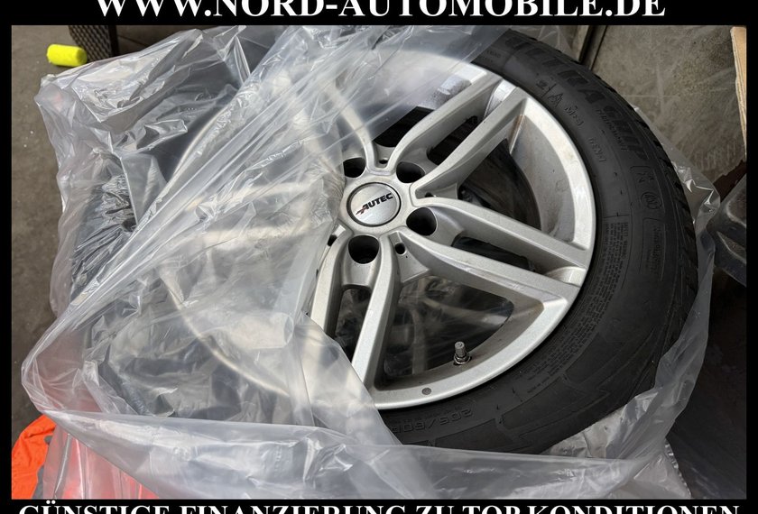 BMW 320 320 d Touring *AHK*ACC*LED*Curved*Shadow*MJ2023*