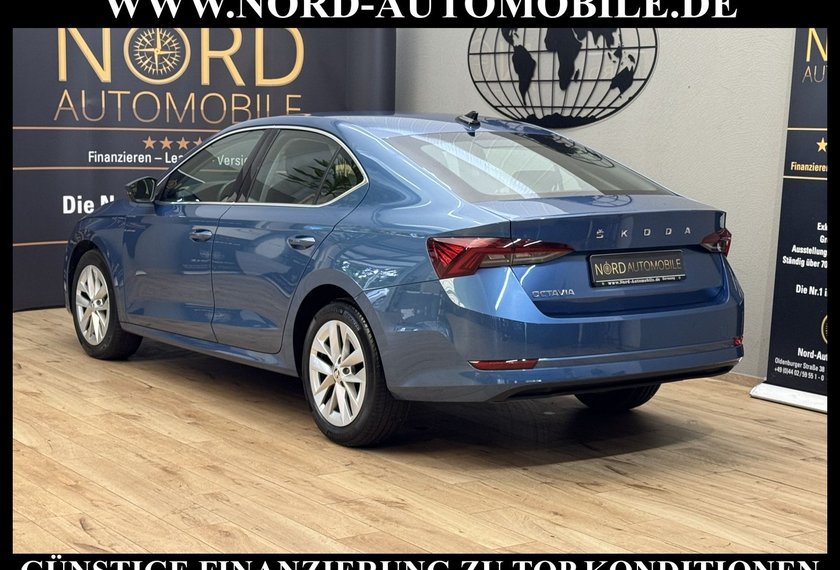 Skoda Octavia Octavia Limousine Style  2.0 TDI DSG Navi/AHK