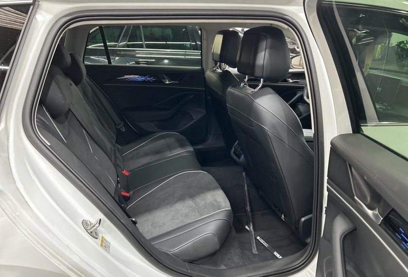 Volkswagen Passat Passat Business 2.0 TDI DSG AreaView/Navi/LED