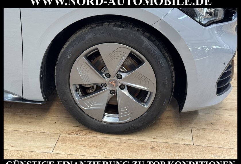 Cupra Born Born 150KW Automatik Kamera/SHZ/ACC/18