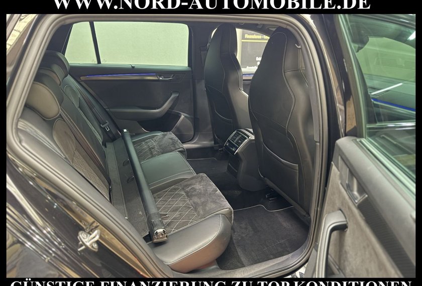 Skoda Superb Superb Combi Sportline 2.0 TDI DSG Navi/LED/19/