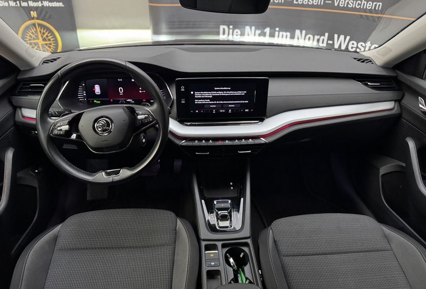 Skoda Octavia Octavia iV Combi Ambition 1.4 TSI DSG Kamera/LED