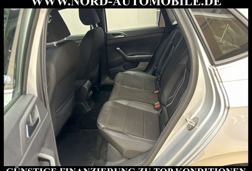 Volkswagen Polo Polo Highline 1.0 TSI Navi/LED/PDC/15/SHZ