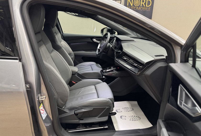 Audi Q4 e-tron Q4 e-tron 35 Sportback Edition One S-Line Matrix