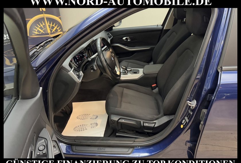 BMW 320 320 d touring Advantage *AHK*PANO*STHZ*ACC
