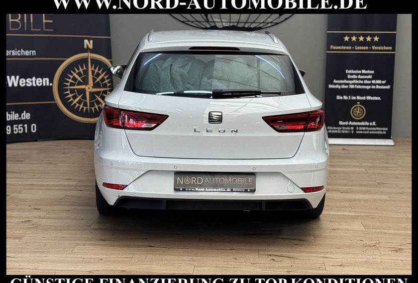 Seat Leon Leon ST 1.6 TDI DSG Style Kamera/AHK/LED/Navi