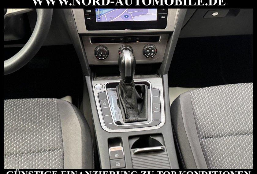 Volkswagen Passat Variant Passat Variant 2.0 TDI DSG Navi/LED/PDC/ACC