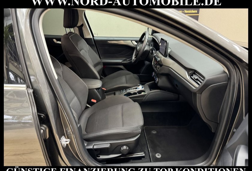 Ford Focus Focus Turnier 2.0 EcoBlue Titanium *LED*AHK*ACC*