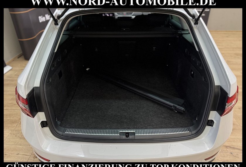 Skoda Superb Superb iV Combi Ambition 1.4TSI DSG Virt.Cockpit