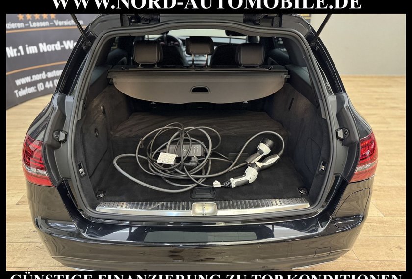 Mercedes-Benz C 300 C 300 de T AMG Night-Edition Distro*Wide*AHK*LED