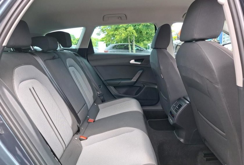 Seat Leon Leon SP 1.0 eTSI Style DSG Kamera/Navi/LED/
