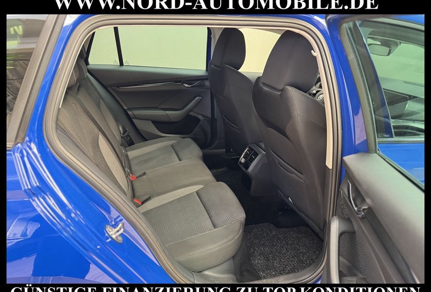 Skoda Octavia Octavia Combi 1.4 TSI iV DSG Virt.Cockp/LED/SHZ