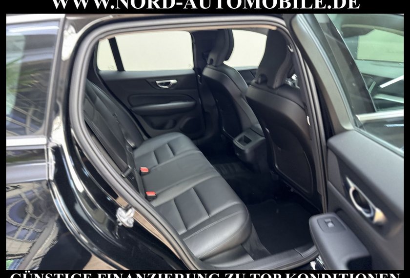 Volvo V60 V60 Kombi D4 INSCRIPTION *LEDER*H&amp;K*KAM*PANO*LED