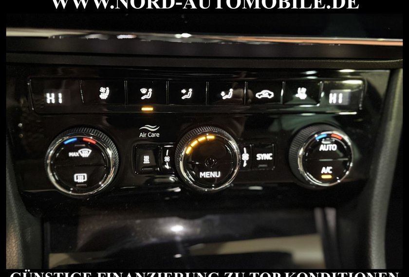 Skoda Superb Superb iV Combi L&amp;K  1.4 TSI DSG Leder/Navi/18/