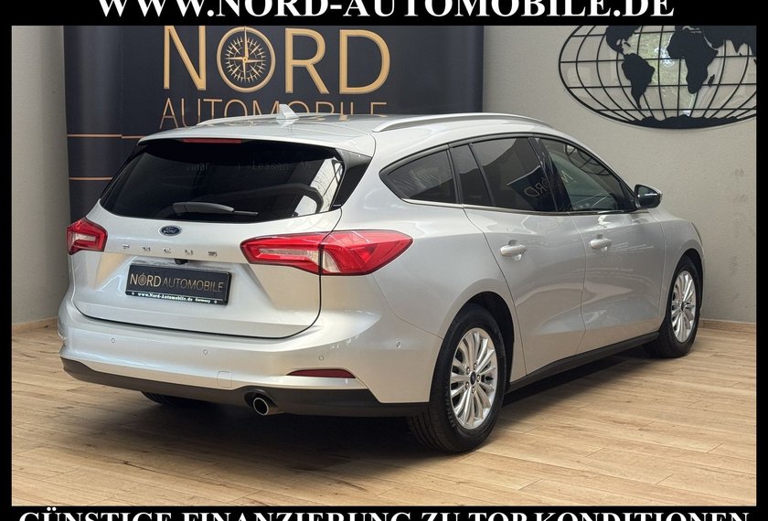 Ford Focus Focus Turnier 1.5 EB Titanium X *AHK*ACC*B&amp;O*HUD