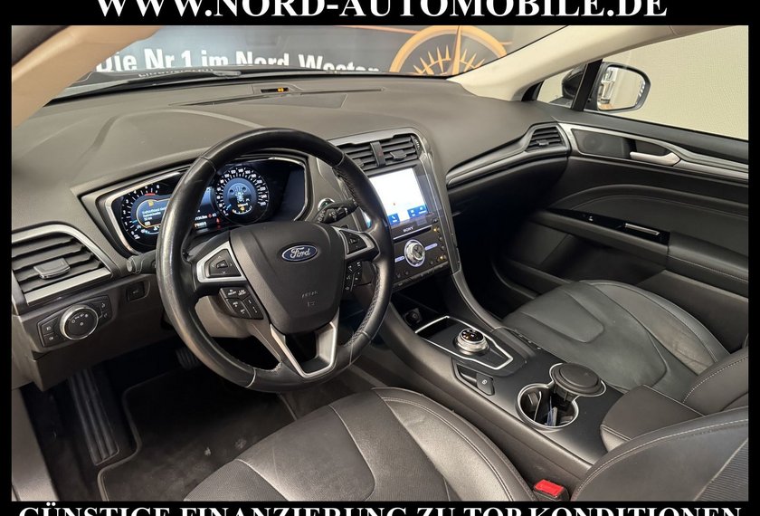 Ford Mondeo Mondeo Lim. 2.0 EB Titanium *AHK*ACC*LEDER*STHZ*