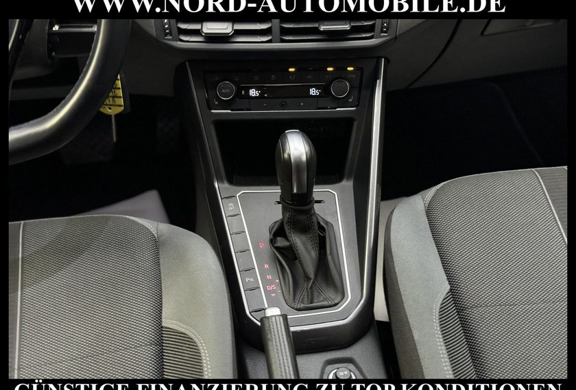 Volkswagen Polo Polo 1.0 TSI DSG R-Line Navi*LED*ACC*17&apos;&apos;