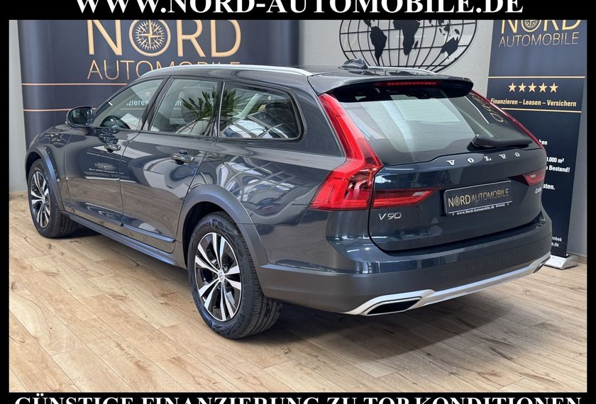 Volvo V90 Cross Country V90 Cross Country Pro AWD *PANO*LEDER*H&amp;K*UPE71