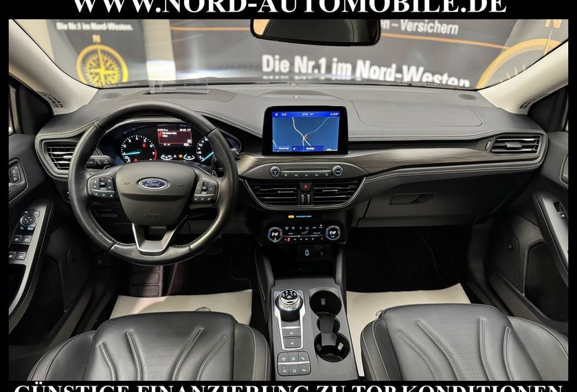 Ford Focus Focus Lim VIGNALE 1.5 EB *AHK*PANO*SCHÖN VOLL*