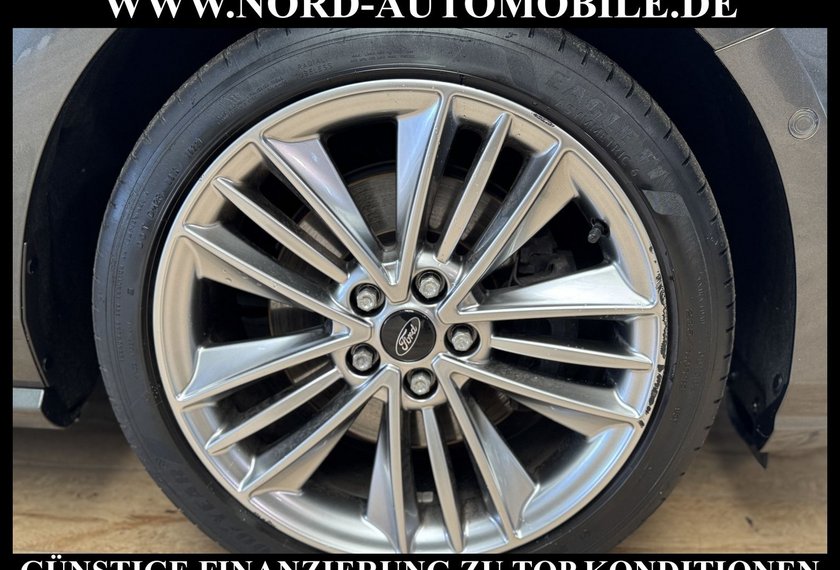 Ford Focus Focus Turnier VIGNALE 2.0 EB *AHK*LEDER*NAV*LED*