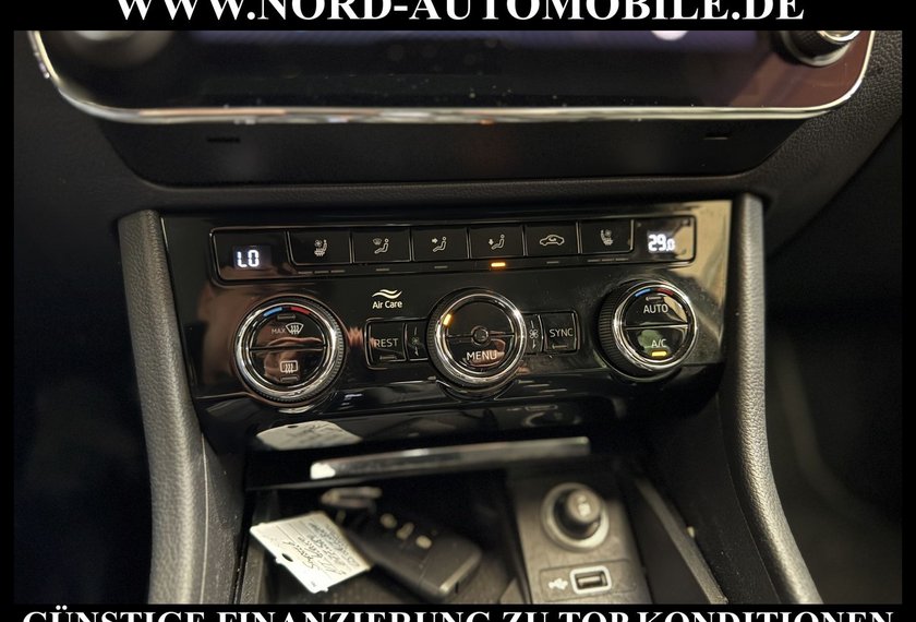 Skoda Superb Superb Combi Style Premium Edition 2.0 TDI DSG