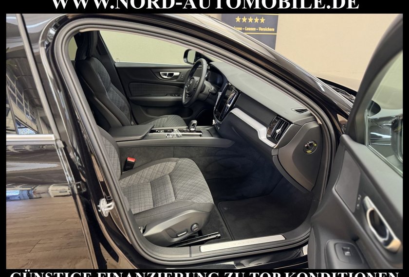 Volvo V60 V60 Kombi B3 Core *NAVI*LED*4xSHZ*UPE:53