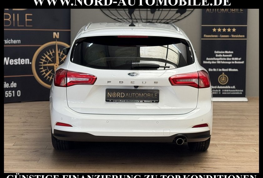 Ford Focus Focus Turnier 2.0 EB Titanium X *Ad.LED*AHK*StHz
