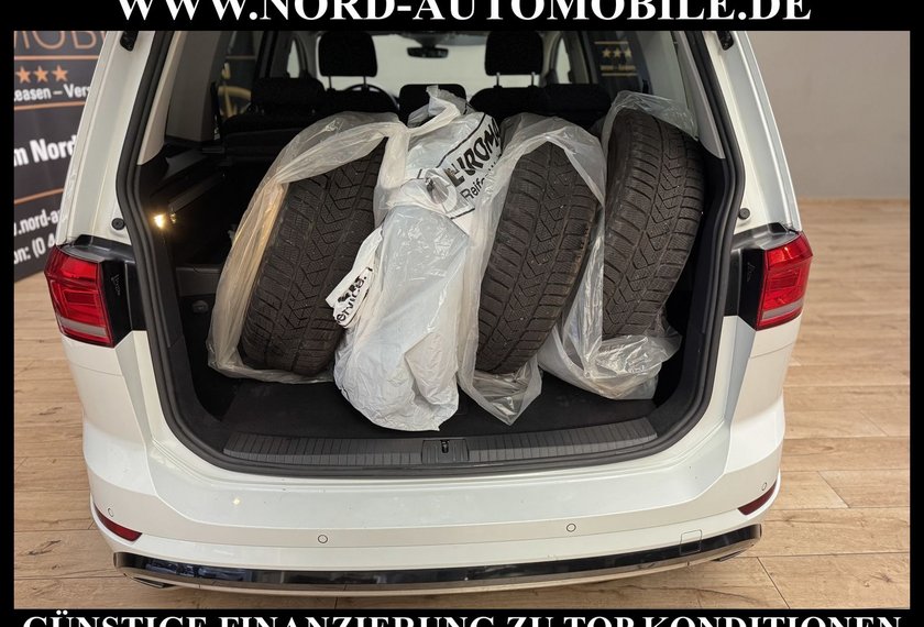 Volkswagen Touran Touran R-LINE 1.5 TSI *AHK*18Z*LED*ACC*UPE:46