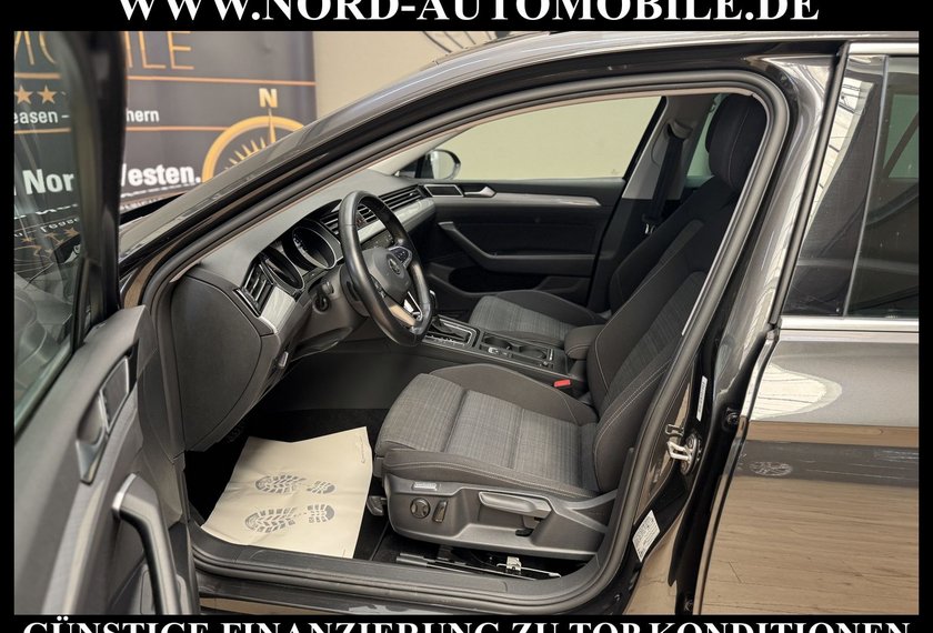 Volkswagen Passat Variant Passat Variant Business 1.5 TSI DSG AHK/Navi/LED