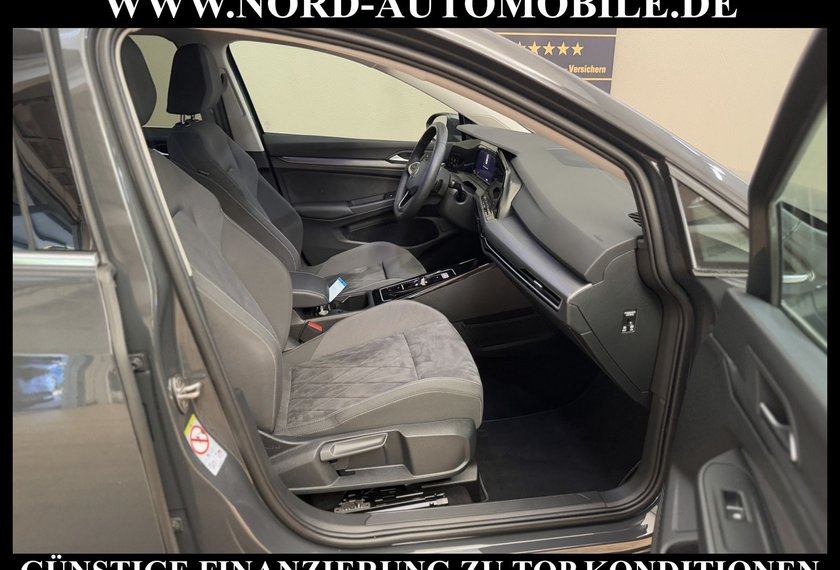 Volkswagen Golf Golf Style 1.5 eTSI DSG Navi/LED/PDC/ACC