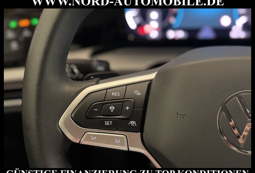 Volkswagen Golf Golf Style 1.5 eTSI DSG Navi/LED/PDC/ACC