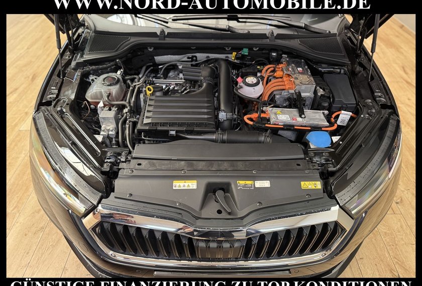 Skoda Octavia Octavia iV Combi Ambition 1.4TSI DSG Navi/LED/18