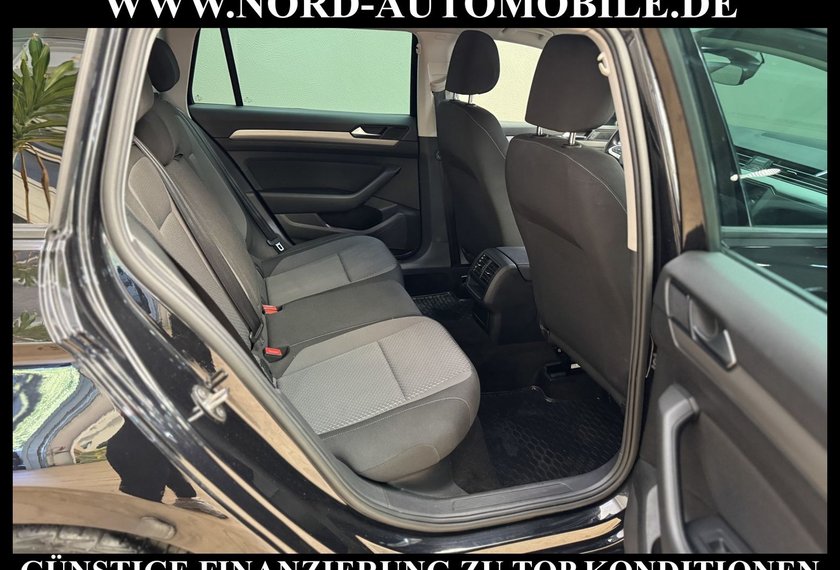 Volkswagen Passat Variant Passat Variant 2.0 TDI DSG AHK/Kamer/Navi/LED