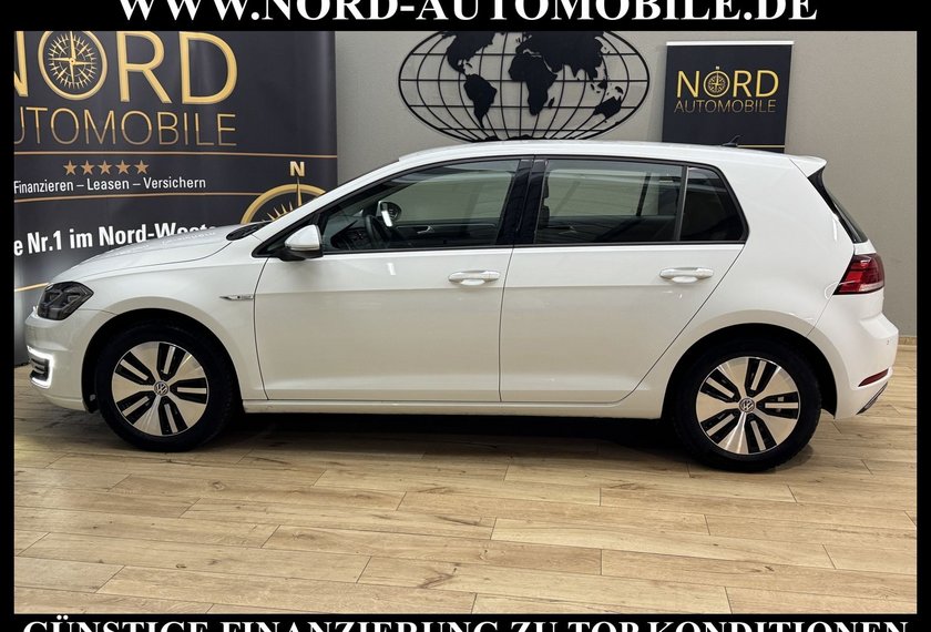 Volkswagen Golf Golf VII Lim. e-Golf *LED*Wärmepumpe*Kam*Navi*