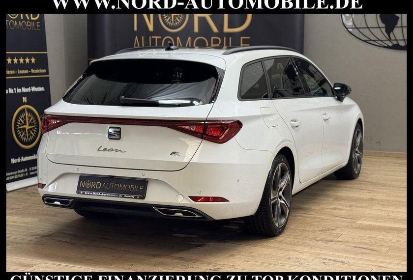 Seat Leon Leon SP FR 1.5 eTSI DSG Pano/AHK/18/Kamera/Navi/