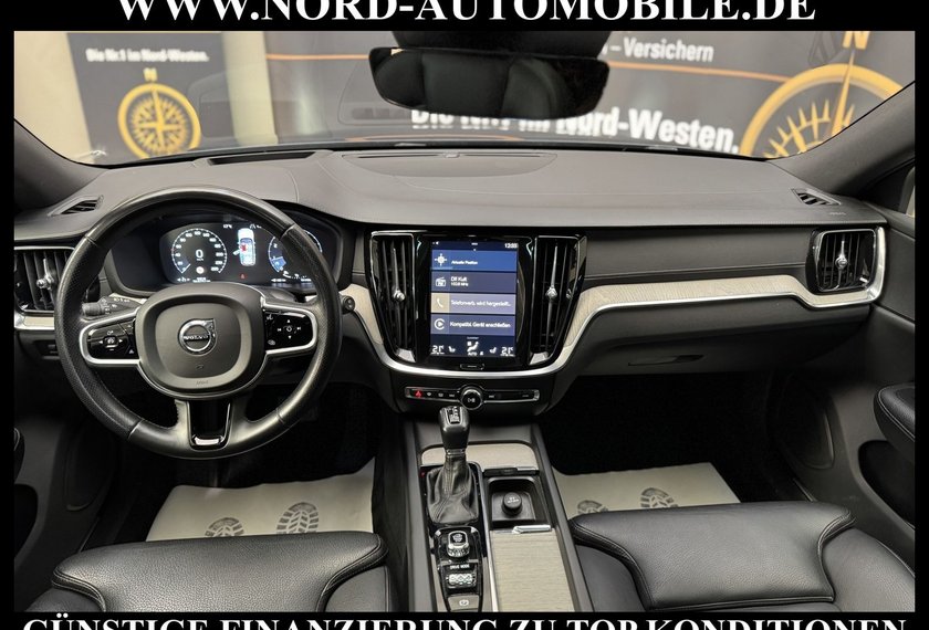 Volvo V60 V60 Kombi T5 INSCRIPTION *PANO*AHK*19Z*UPE:61*