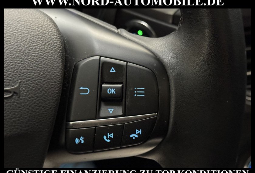 Ford Focus Focus Turnier 2.0 EB Titanium *AHK*ACC*Pano*B&amp;O*