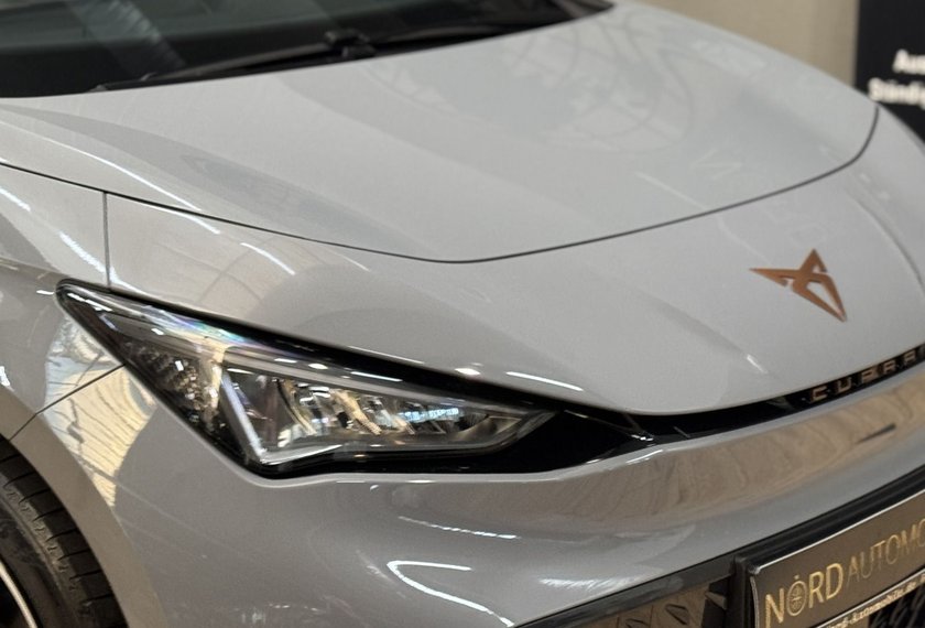 Cupra Born Born 170KW CCS/LED/LM19/63KWH