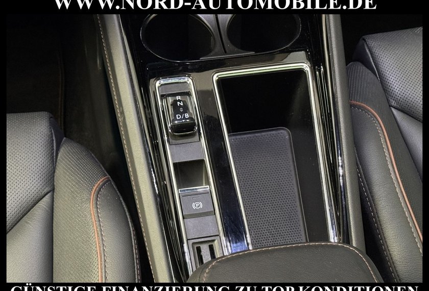 Skoda Enyaq Enyaq iV Suite Leder/Pano/AHK/Kamera/Navi/