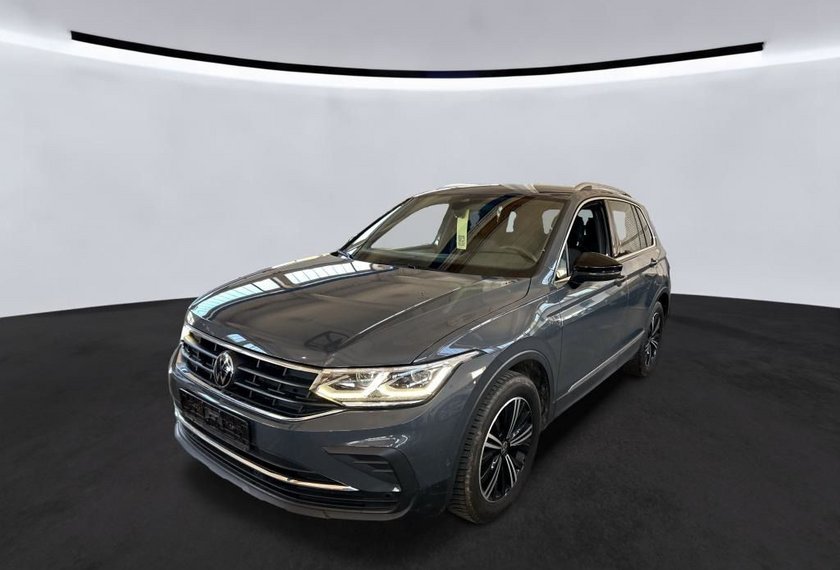Volkswagen Tiguan Tiguan 1.5 TSI Move DSG Dig.Cockpit/Kamera/AHK