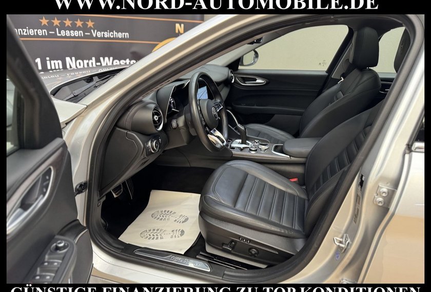 Alfa Romeo Giulia Giulia 2.2 JTDM LUSSO TI *PANO*LEDER*ACC*UPE:56*