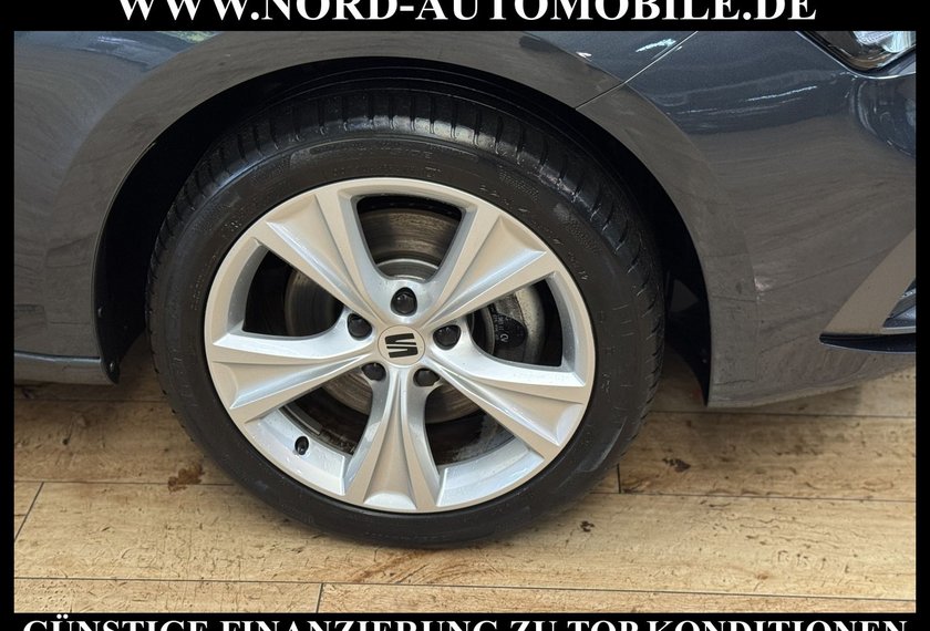 Seat Leon Leon FR e-HYBRID DSG Navi/LED/Kamera/Spurhalte/